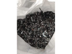 REVUELTO DE TORNILLERIA EN KILOS, ESTA EMPACADO EN BOLSAS DE 50KL PARA ENVIO